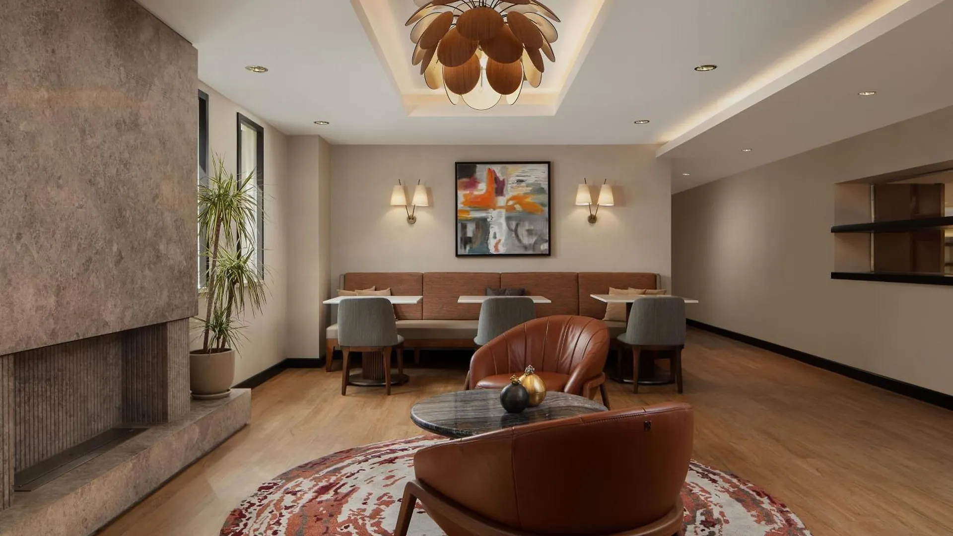 Sheraton Istanbul Levent 5*,
